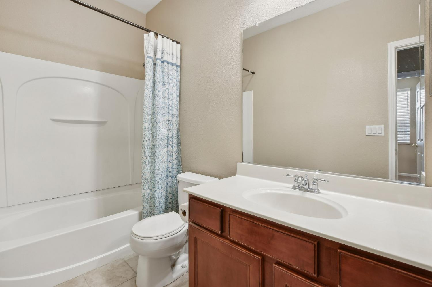 Detail Gallery Image 12 of 26 For 11767 Kouros Way, Rancho Cordova,  CA 95742 - 3 Beds | 2 Baths