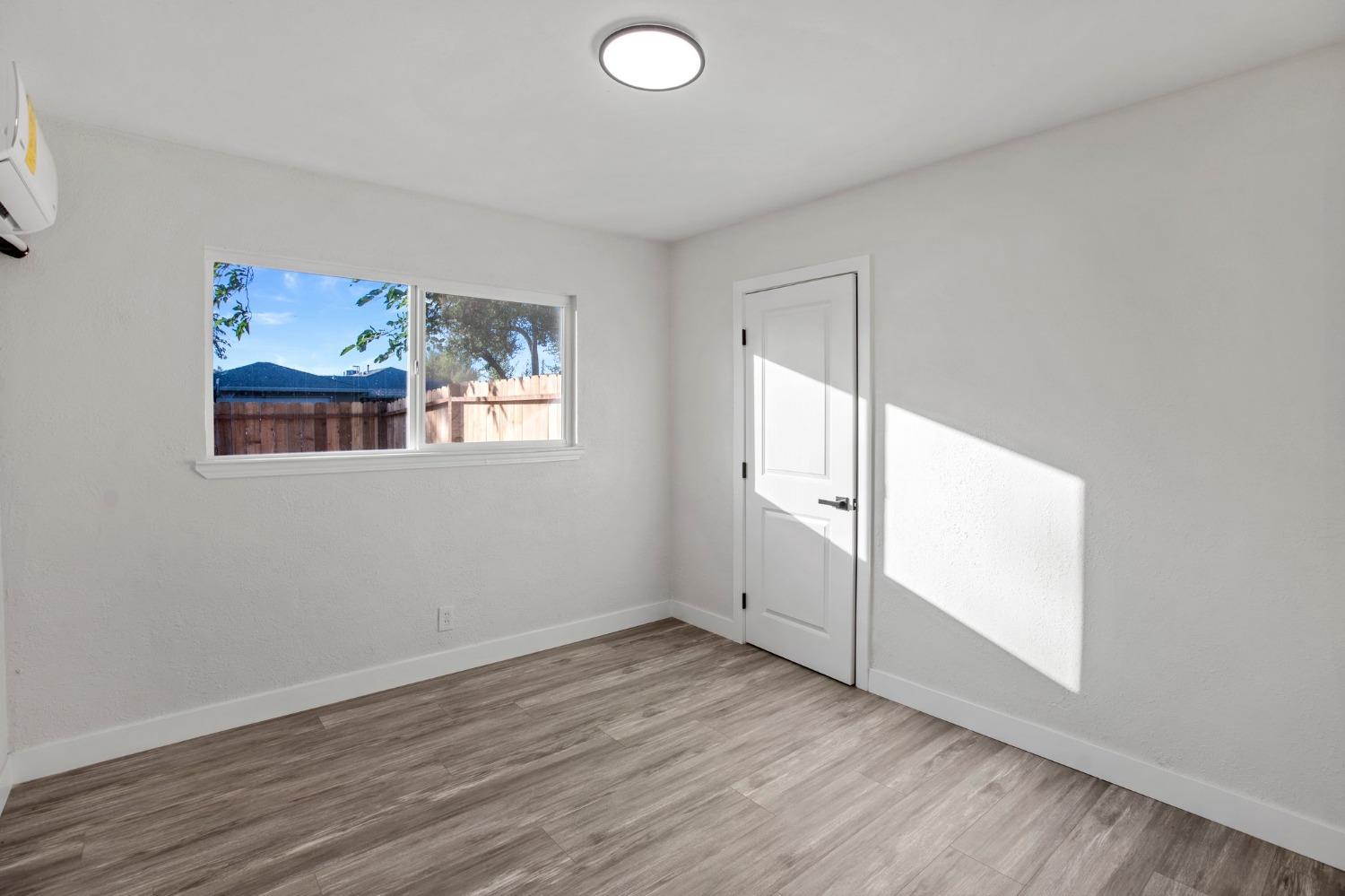 Detail Gallery Image 15 of 22 For 199 Sconce Way, Sacramento,  CA 95838 - 3 Beds | 2 Baths