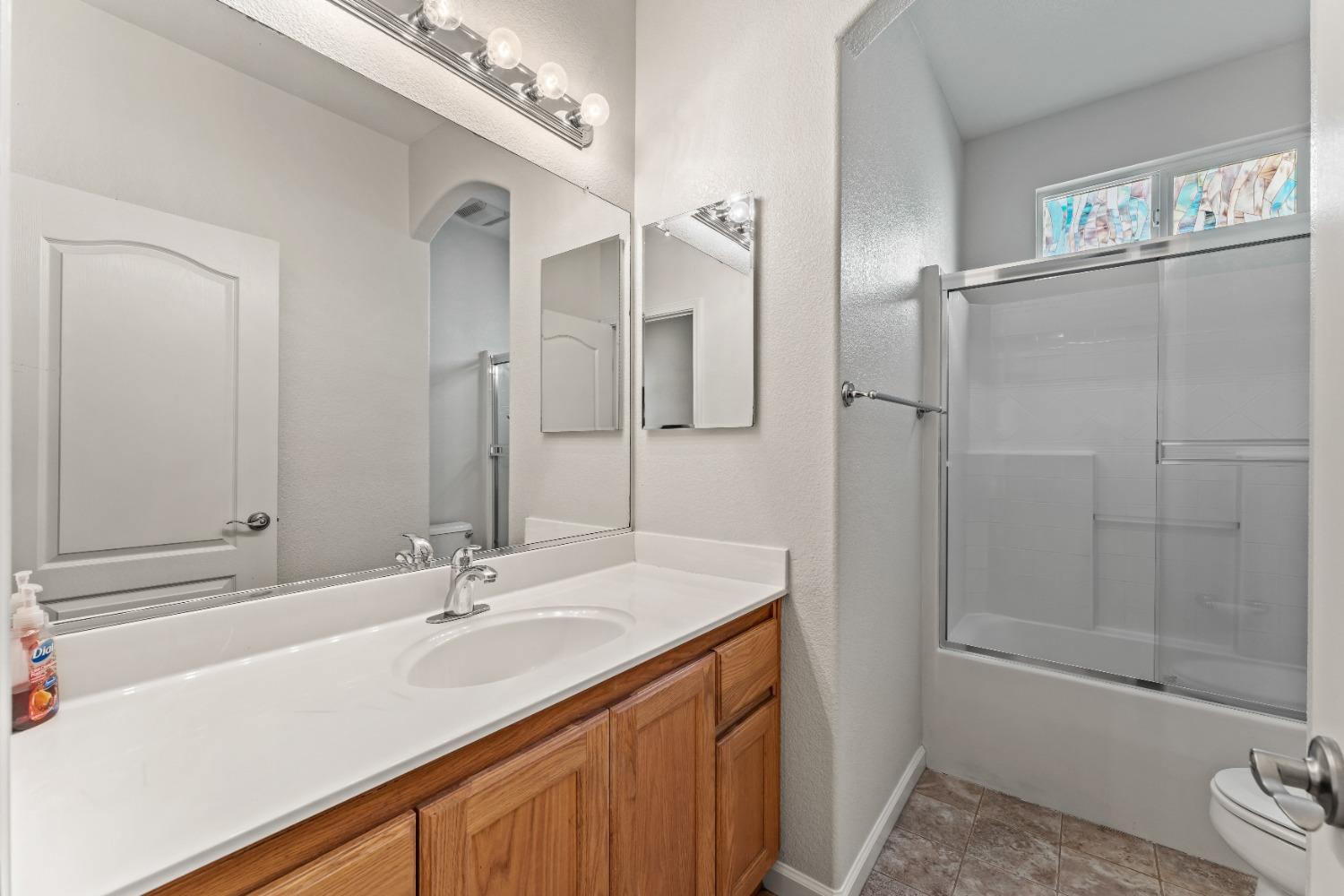 Detail Gallery Image 13 of 22 For 317 Aspen Ct, Roseville,  CA 95678 - 3 Beds | 2 Baths