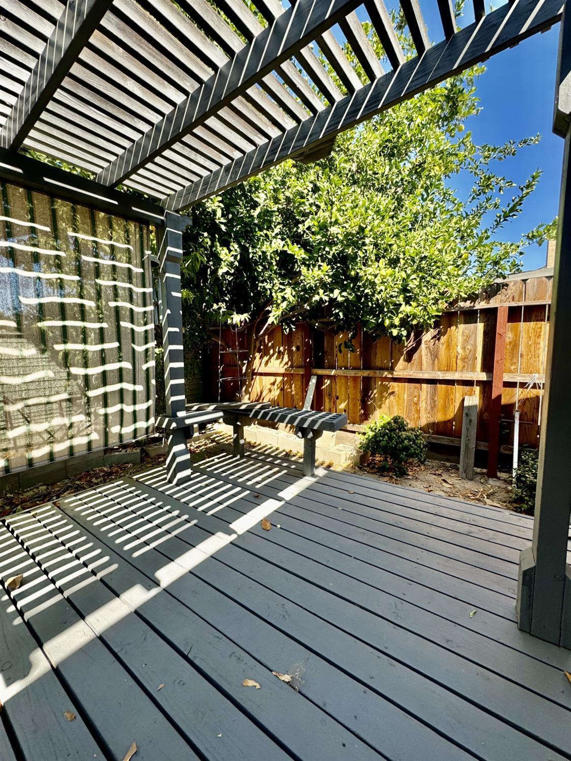 Detail Gallery Image 42 of 51 For 1377 Lloyd Thayer Cir, Stockton,  CA 95206 - 3 Beds | 2 Baths