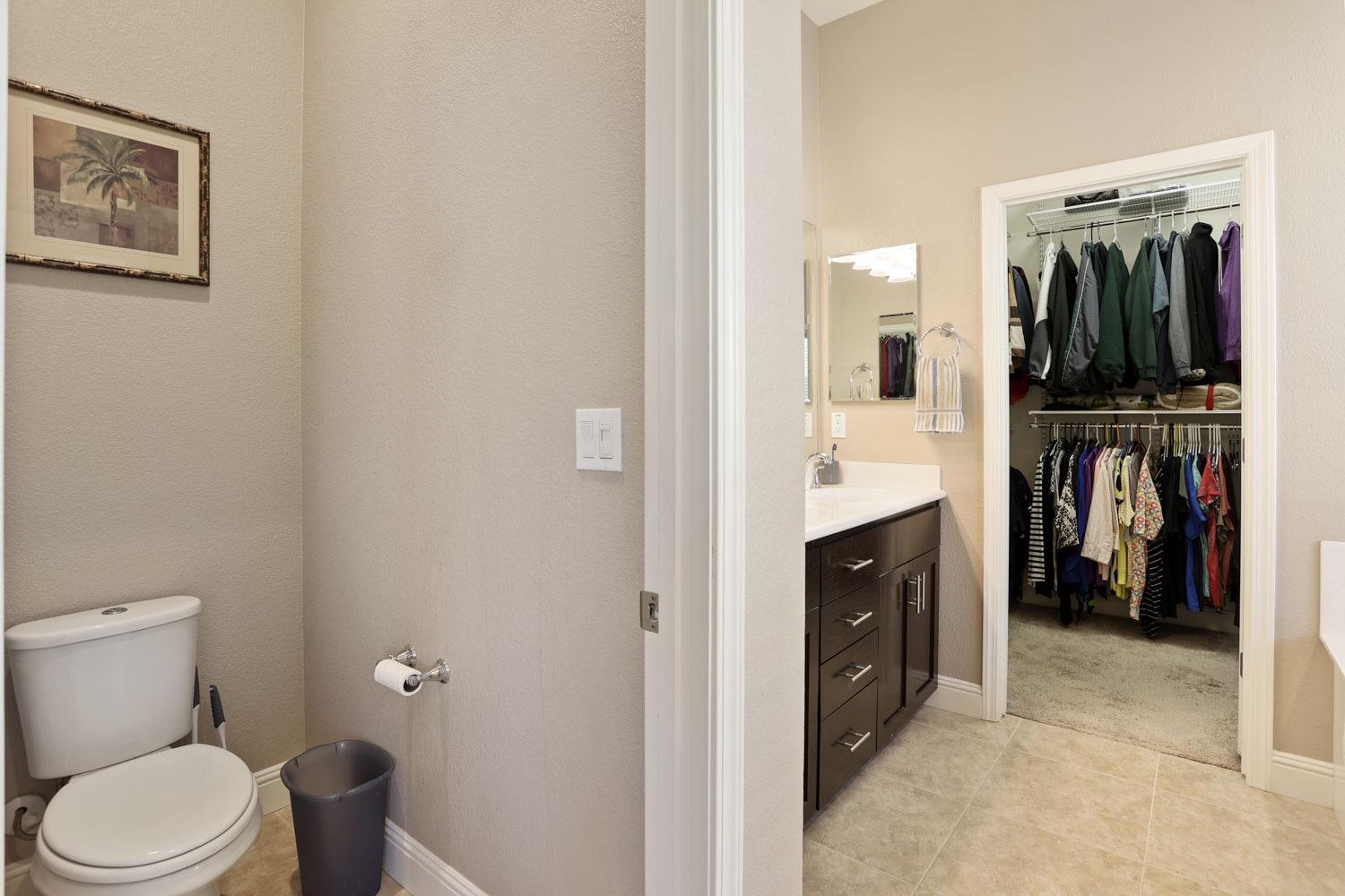 Detail Gallery Image 35 of 44 For 1106 Dimaggio Way, Galt,  CA 95632 - 4 Beds | 2 Baths