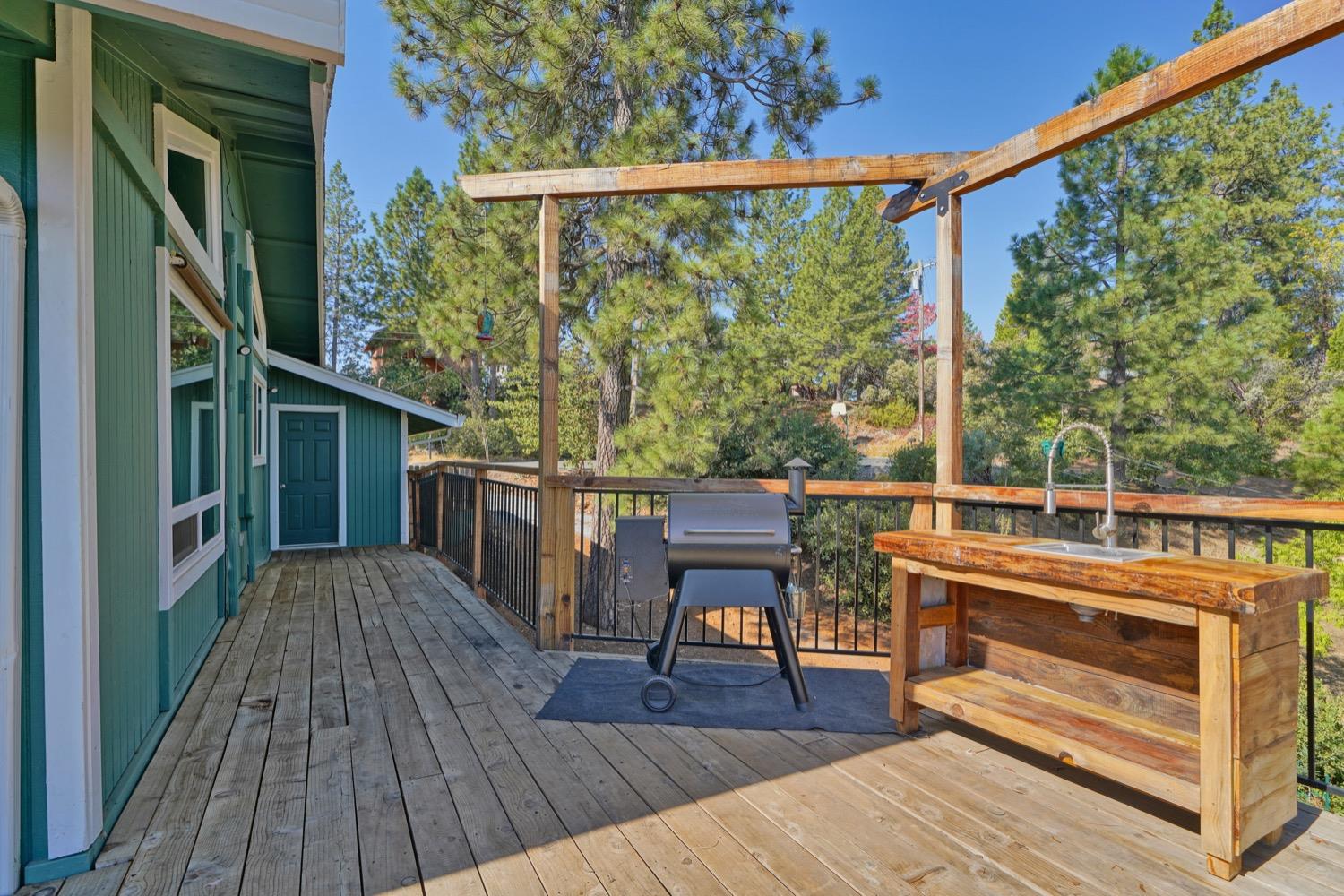 Detail Gallery Image 22 of 52 For 2599 Northridge Dr, Placerville,  CA 95667 - 4 Beds | 2/1 Baths