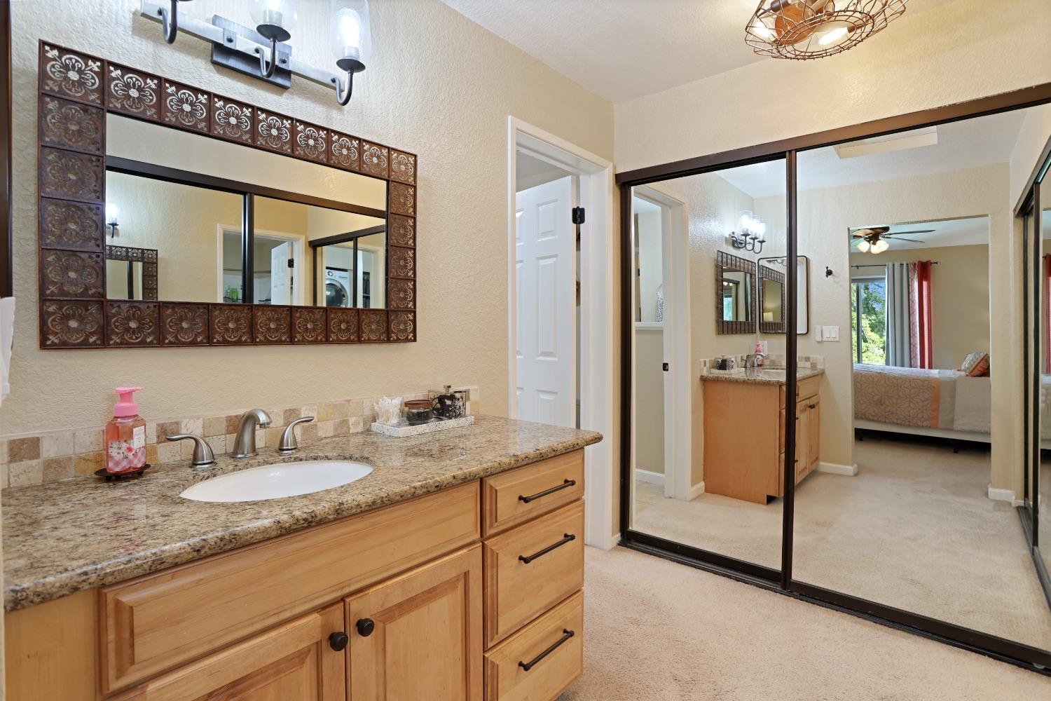 Detail Gallery Image 14 of 34 For 212 Norris Canyon Pl #B,  San Ramon,  CA 94583 - 2 Beds | 1 Baths