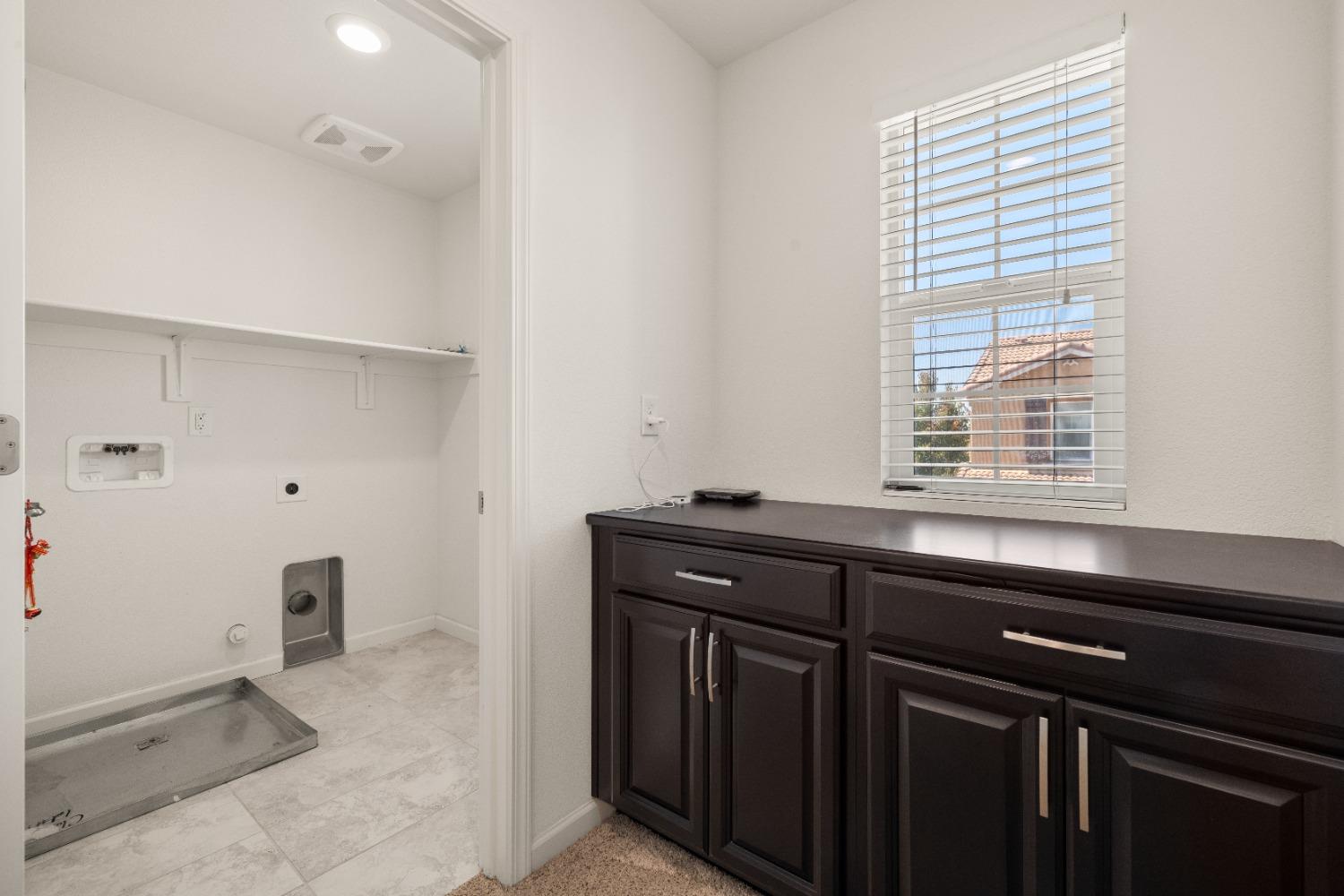 Detail Gallery Image 23 of 47 For 2 Suncatcher Pl, Sacramento,  CA 95835 - 3 Beds | 2/1 Baths