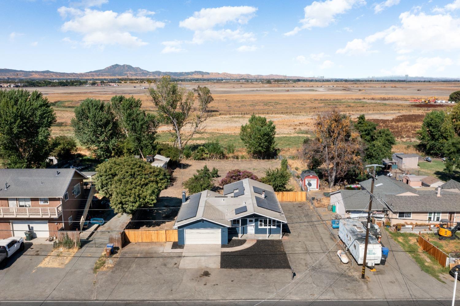 Sandmound Boulevard, Oakley, California image 6