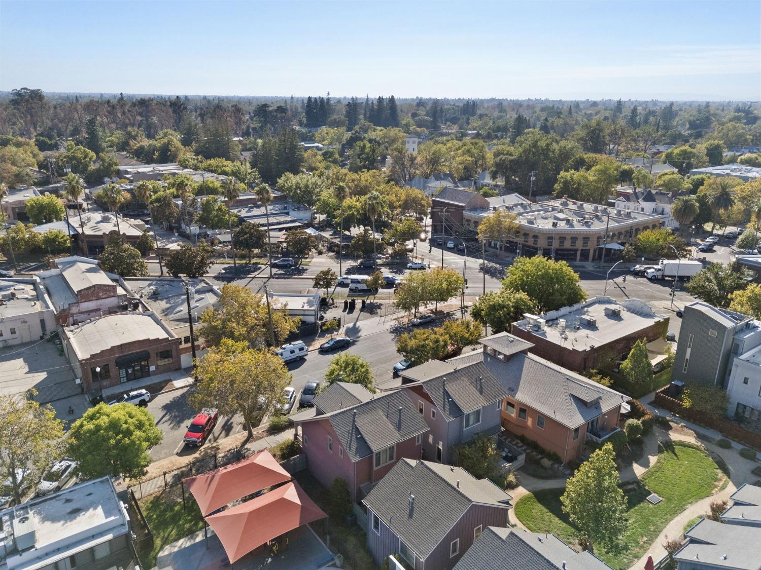 Detail Gallery Image 49 of 52 For 3539 3rd Ave, Sacramento,  CA 95817 - 3 Beds | 2 Baths