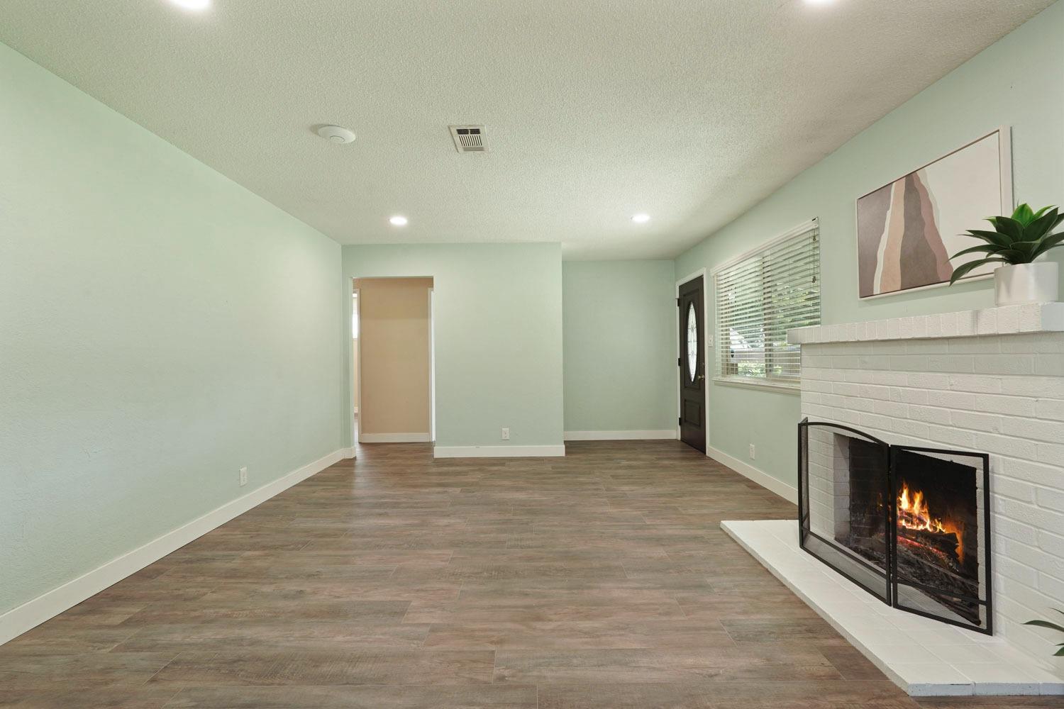 Detail Gallery Image 14 of 46 For 1436 Richard Dr, Tracy,  CA 95376 - 3 Beds | 2/1 Baths