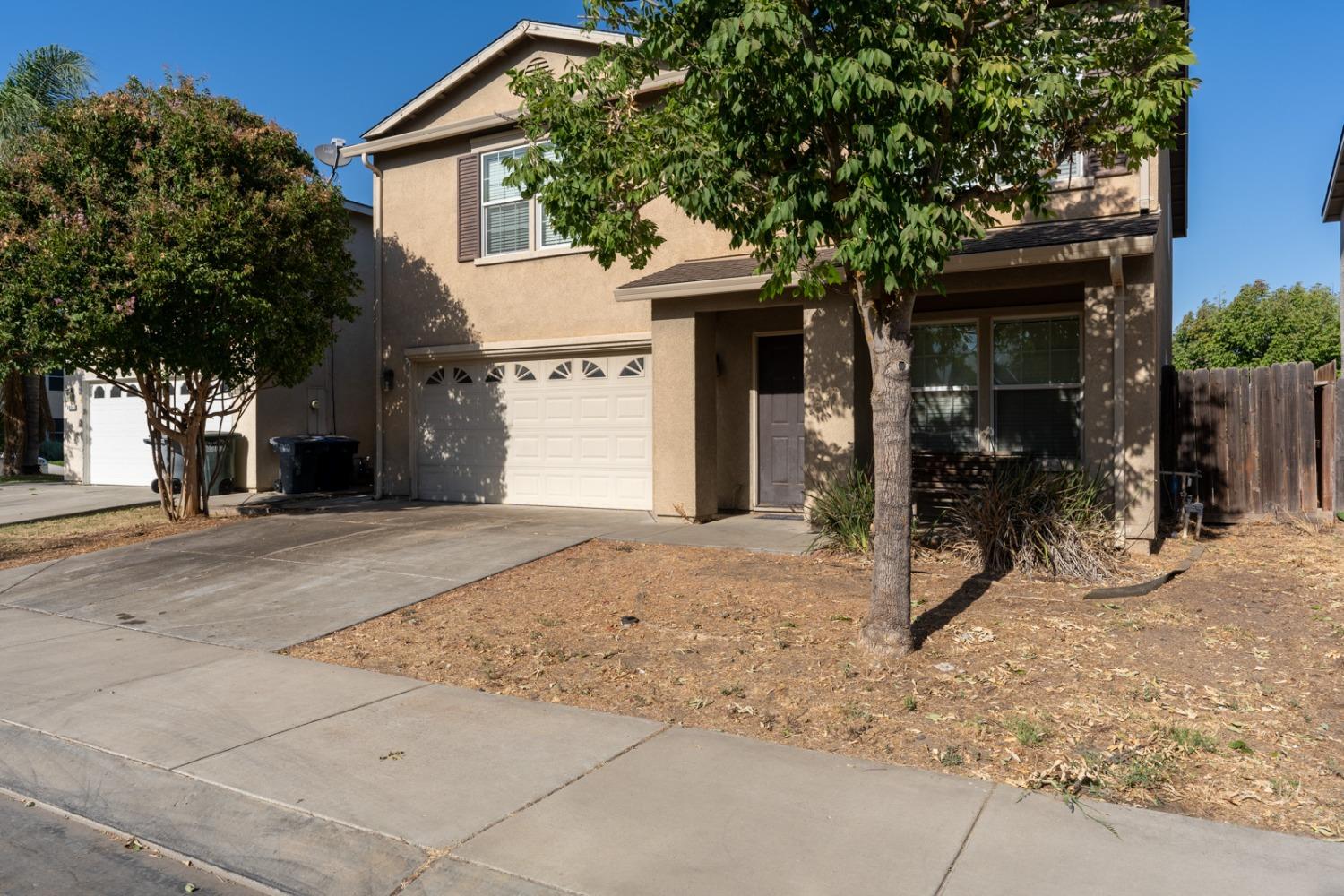 Detail Gallery Image 2 of 41 For 3886 Early Light Ave, Merced,  CA 95348 - 4 Beds | 2/1 Baths