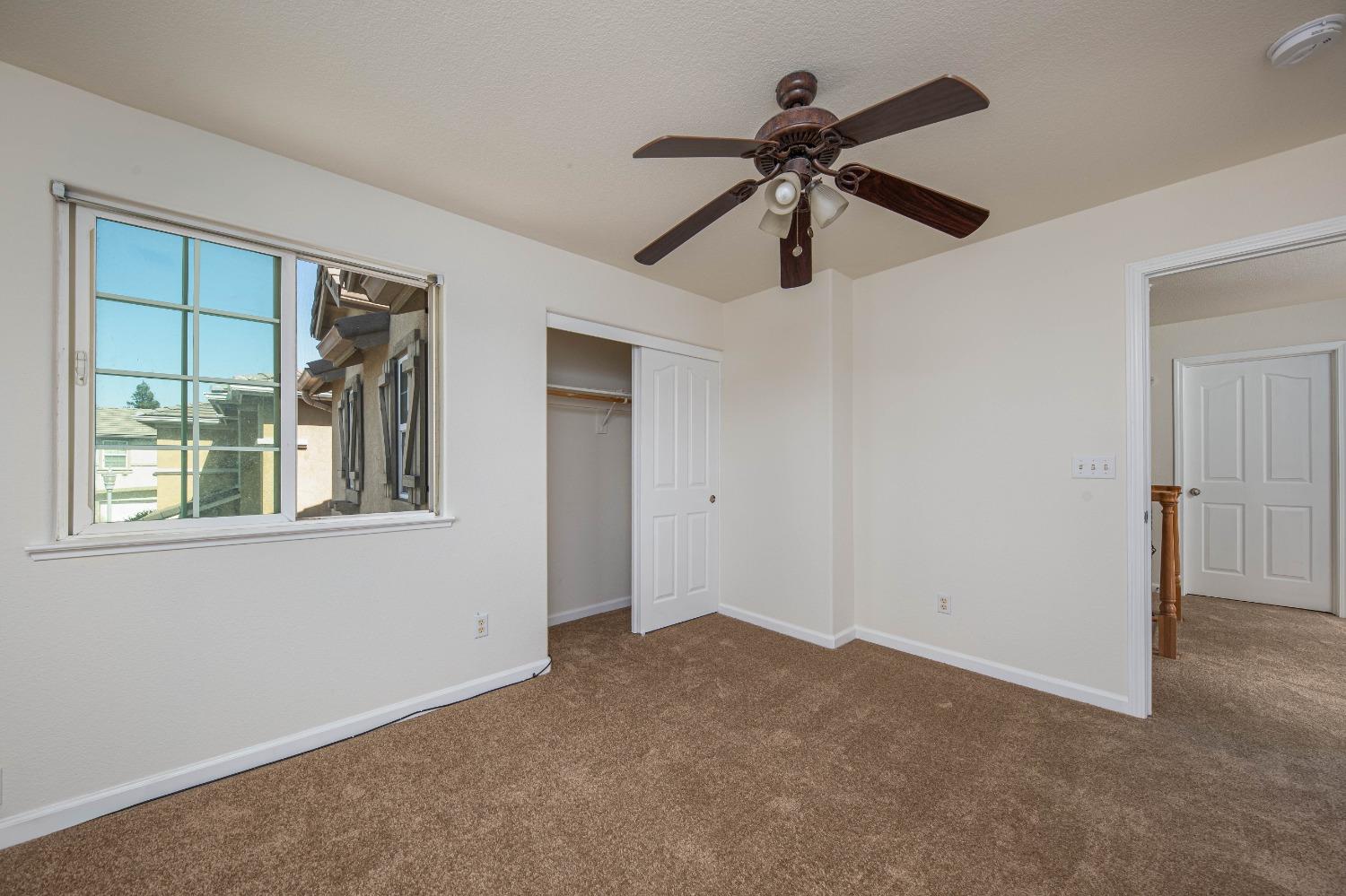 Detail Gallery Image 16 of 28 For 2428 San Martino Ln, Lodi,  CA 95240 - 4 Beds | 2/1 Baths