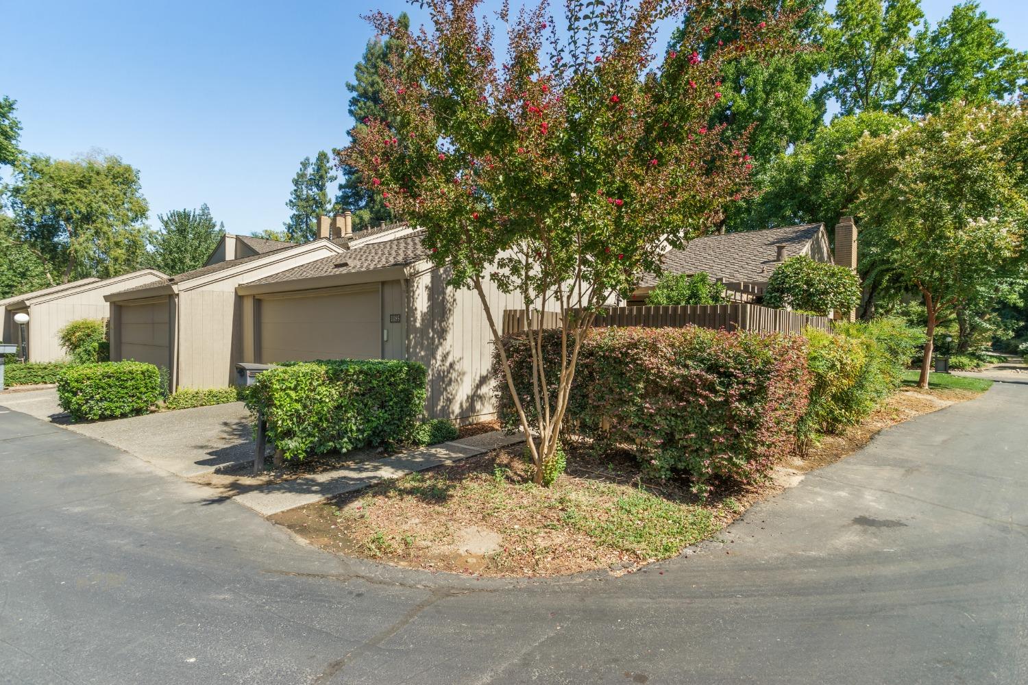 Detail Gallery Image 34 of 47 For 1185 Vanderbilt Way, Sacramento,  CA 95825 - 2 Beds | 2 Baths