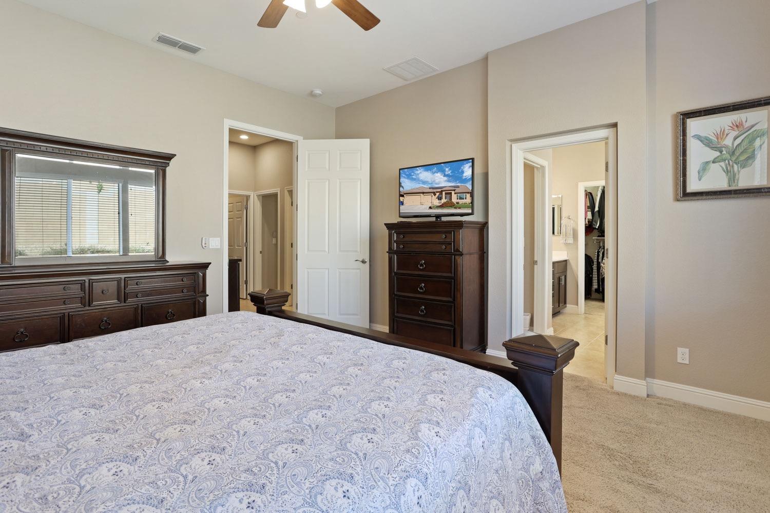 Detail Gallery Image 34 of 44 For 1106 Dimaggio Way, Galt,  CA 95632 - 4 Beds | 2 Baths