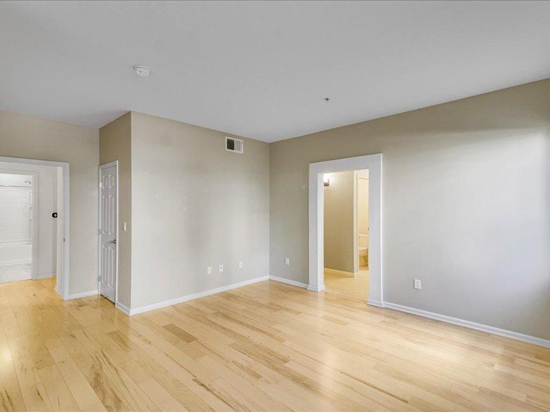 Detail Gallery Image 18 of 24 For 800 N 8th St #106,  San Jose,  CA 95112 - 3 Beds | 2 Baths