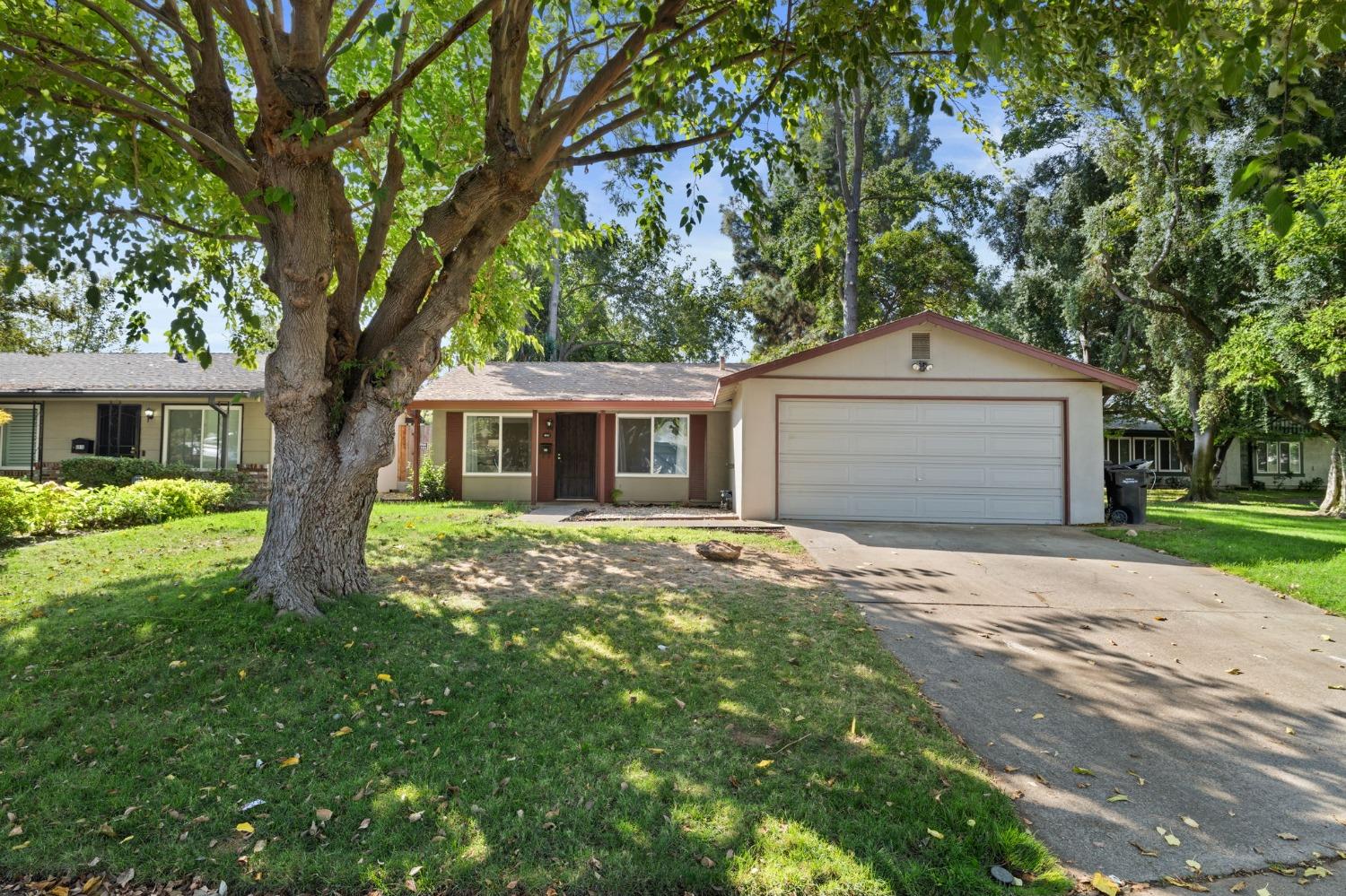 Detail Gallery Image 1 of 1 For 8912 Lanier Way, Sacramento,  CA 95826 - 3 Beds | 1/1 Baths