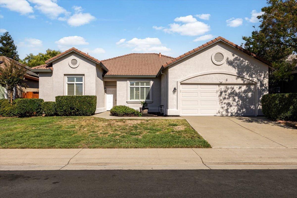 Detail Gallery Image 1 of 1 For 2560 Honeysuckle Dr, Lincoln,  CA 95648 - 3 Beds | 2 Baths