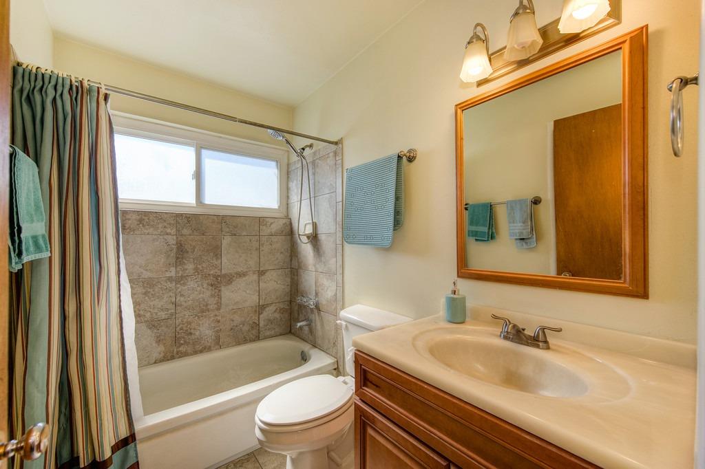 Detail Gallery Image 20 of 31 For 7148 Carriage Dr, Citrus Heights,  CA 95621 - 3 Beds | 1/1 Baths