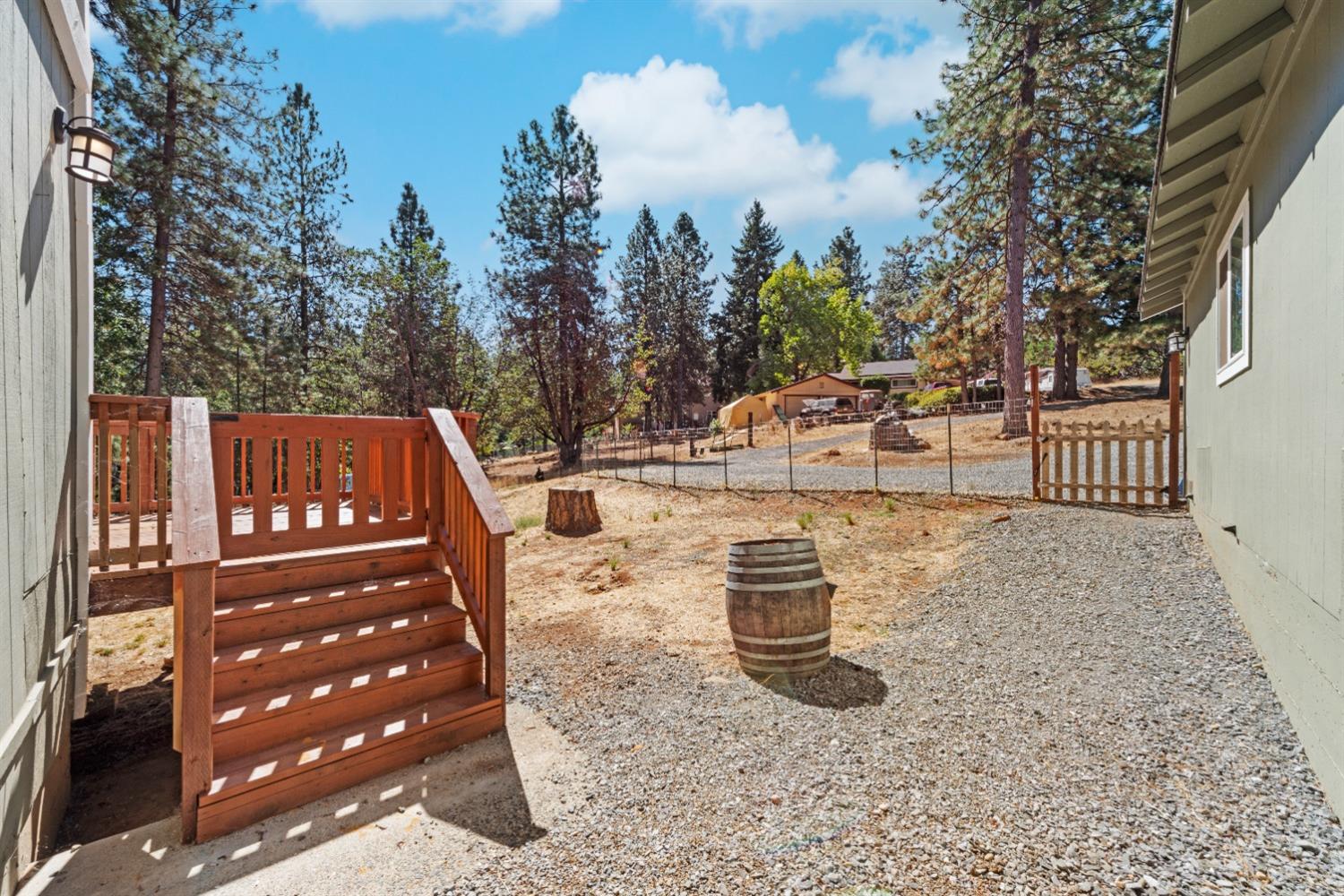 Detail Gallery Image 8 of 46 For 5995 Happy Pines Dr, Foresthill,  CA 95631 - 3 Beds | 2 Baths