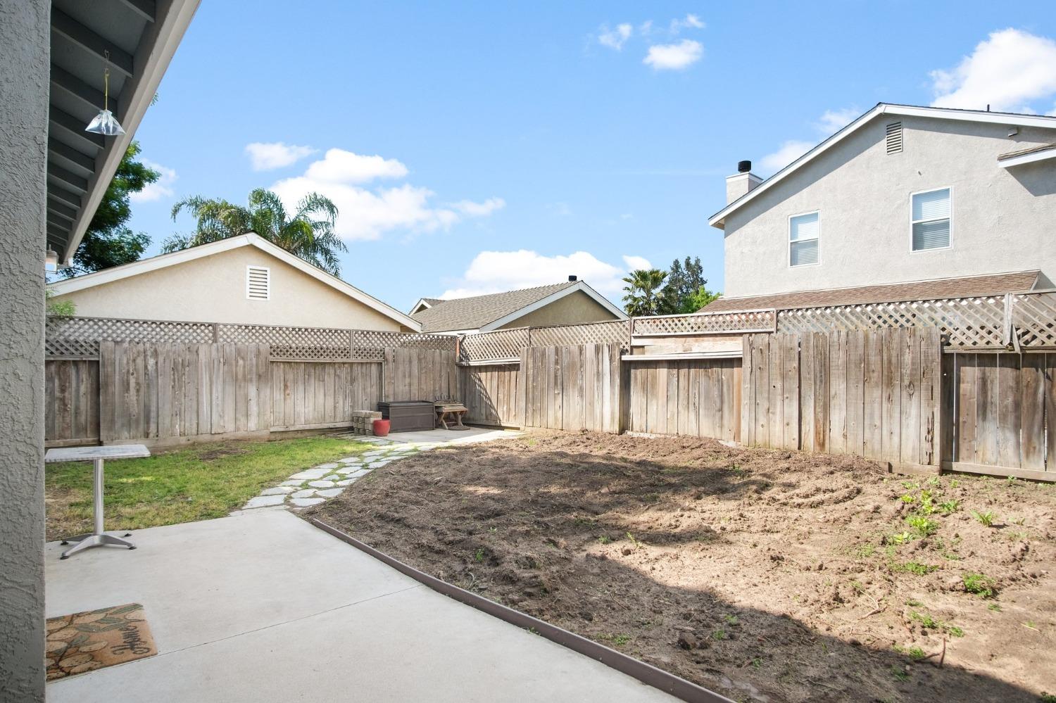 Detail Gallery Image 31 of 35 For 328 Plumcrest Ct, Oakdale,  CA 95361 - 4 Beds | 2/1 Baths