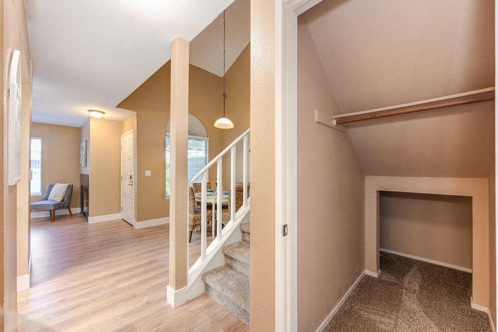 Detail Gallery Image 17 of 32 For 110 Pierpoint Cir, Folsom,  CA 95630 - 2 Beds | 2/1 Baths