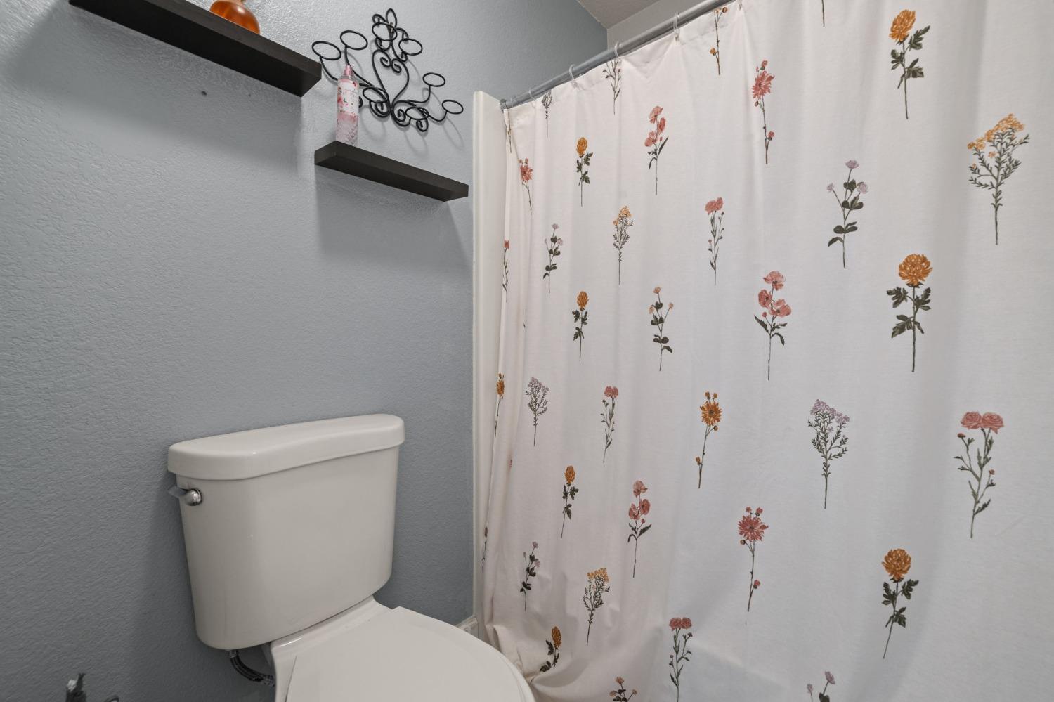 Detail Gallery Image 20 of 40 For 315 R St, Lincoln,  CA 95648 - 2 Beds | 2 Baths