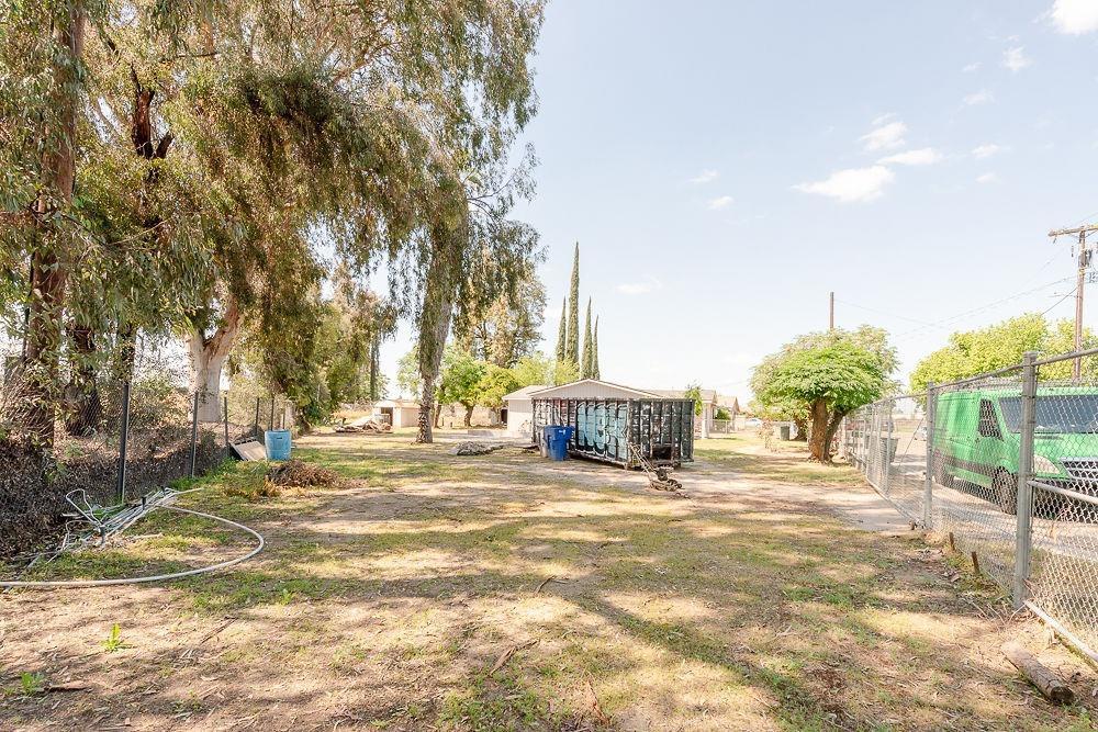 N Polk Avenue, Fresno, California image 13