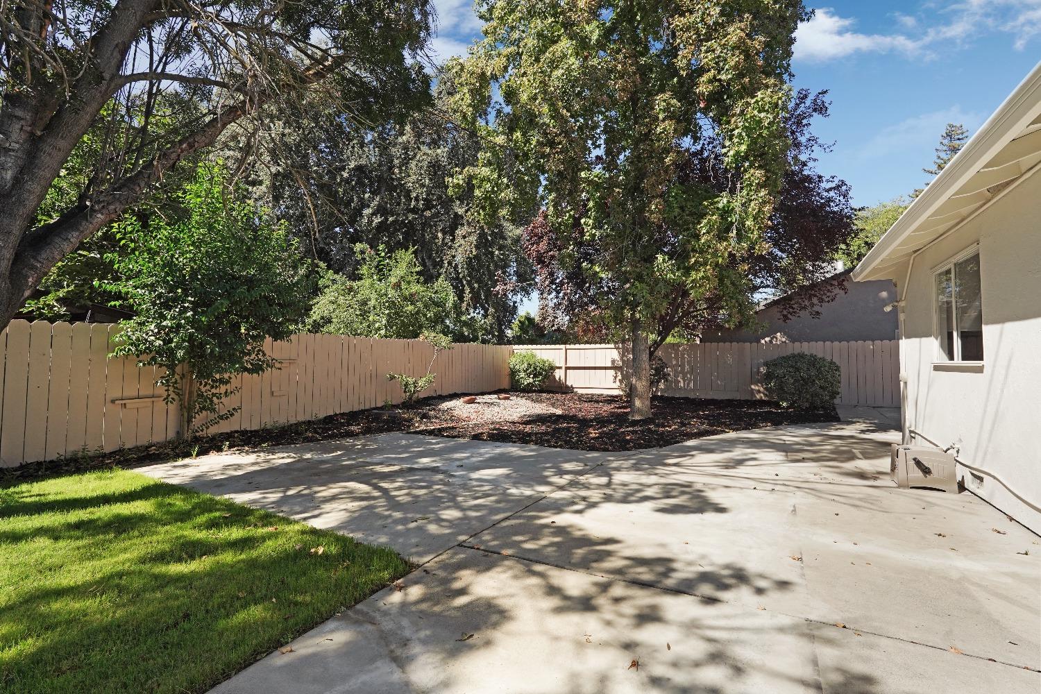 Detail Gallery Image 17 of 63 For 5403 Passero Way, Stockton,  CA 95207 - 4 Beds | 2/1 Baths