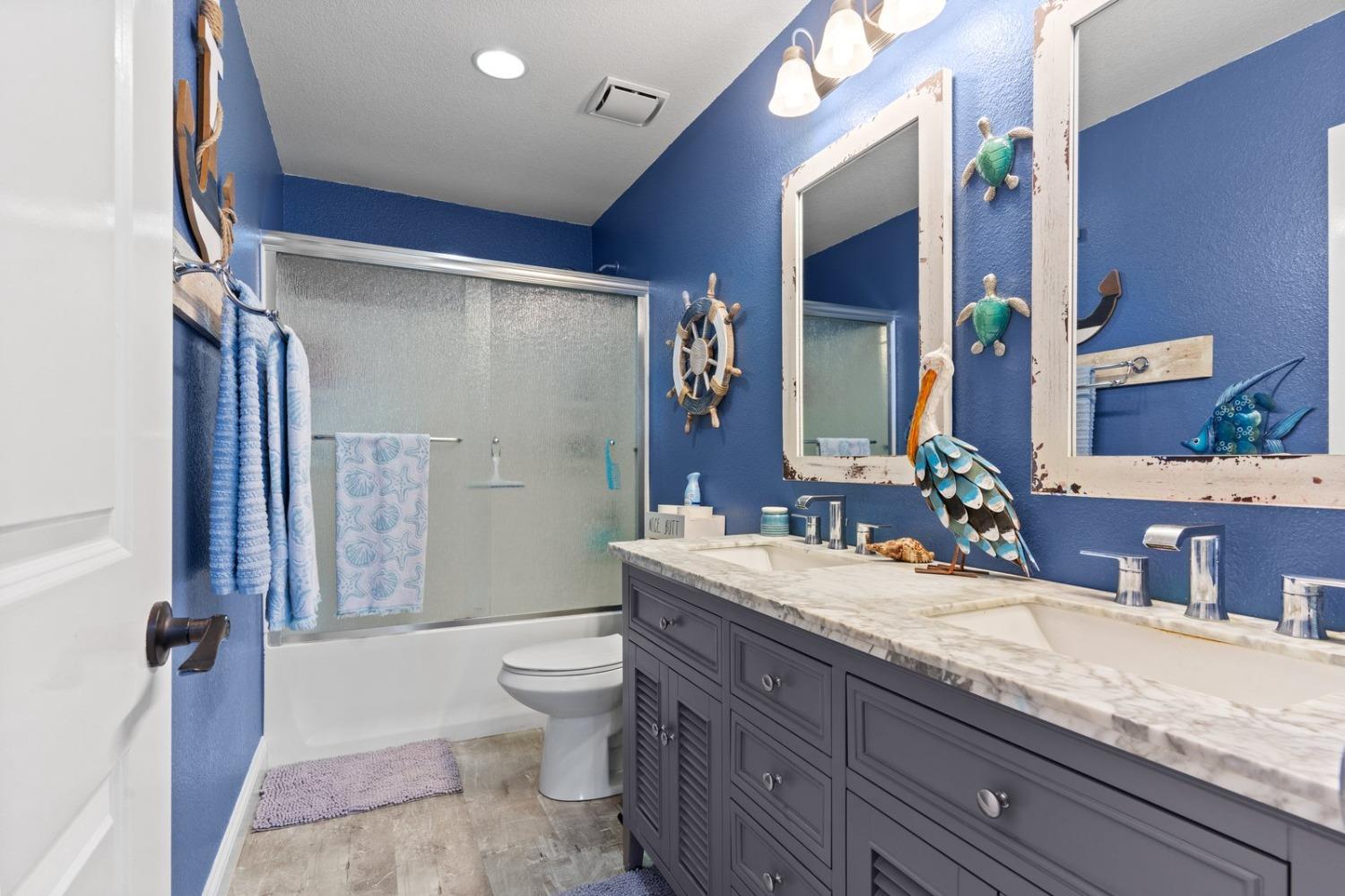 Detail Gallery Image 35 of 50 For 1707 Guildford Way, Plumas Lake,  CA 95961 - 5 Beds | 2 Baths