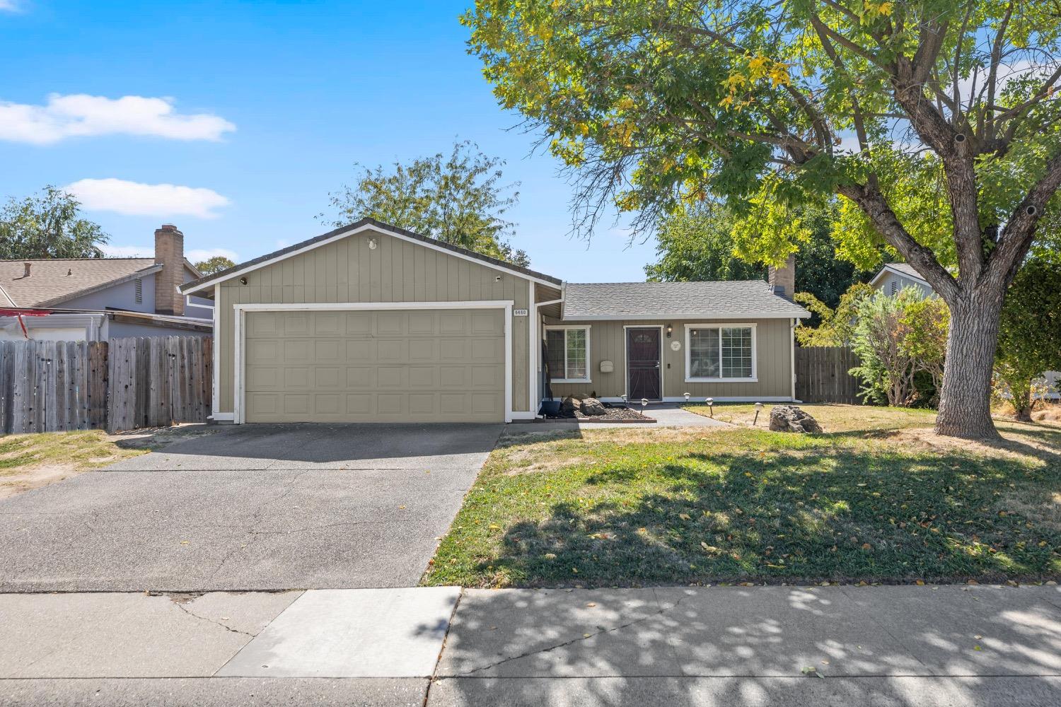 Detail Gallery Image 1 of 1 For 6460 Briartree Way, Citrus Heights,  CA 95621 - 3 Beds | 1 Baths