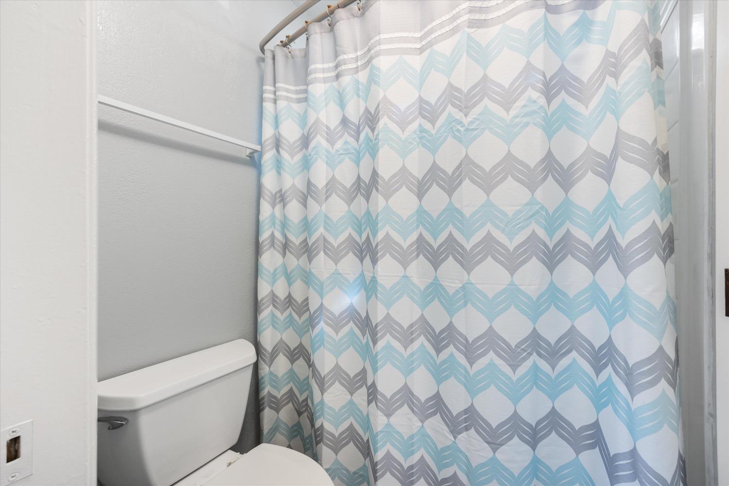 Detail Gallery Image 12 of 19 For 445 Almond Dr #11,  Lodi,  CA 95240 - 2 Beds | 1 Baths