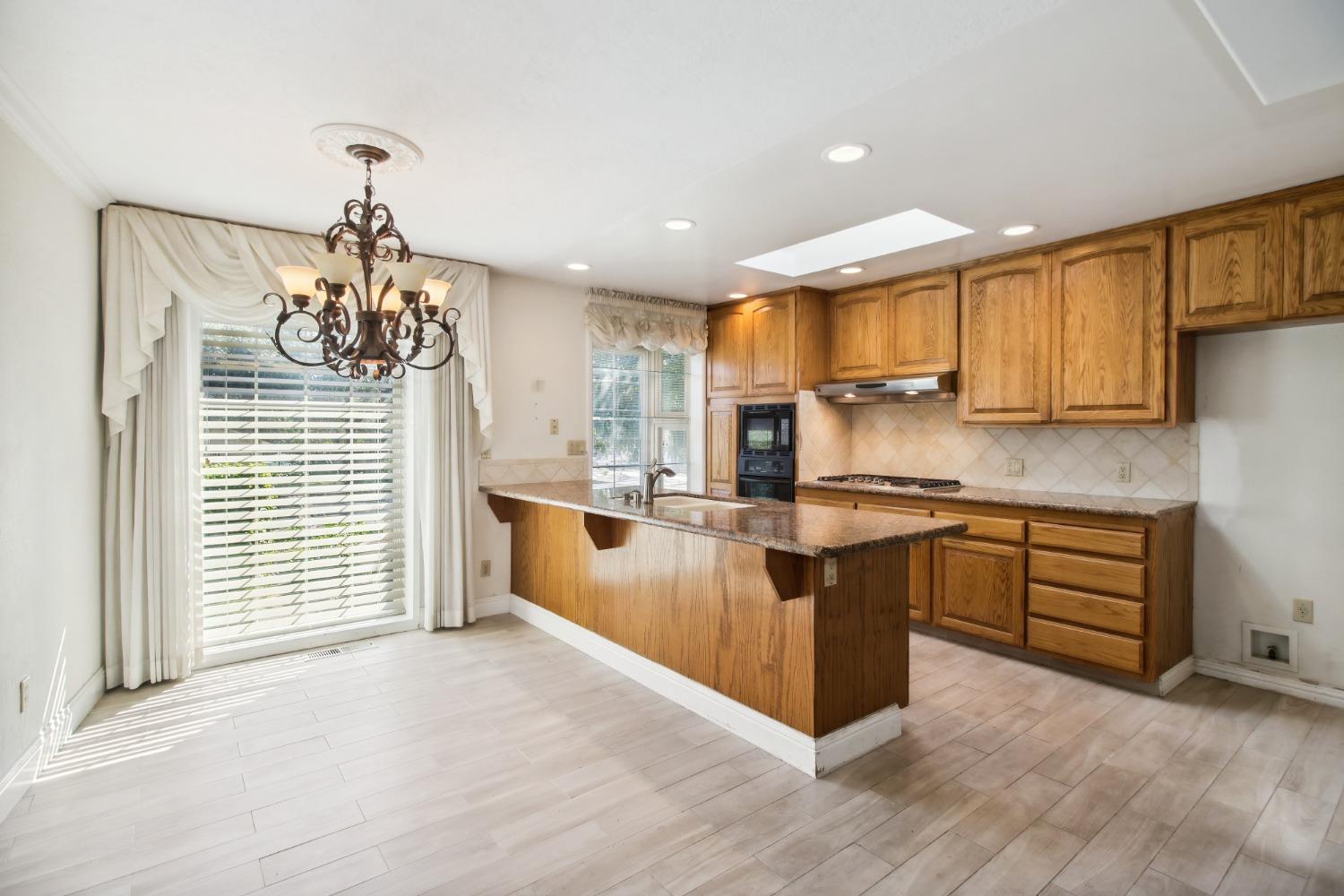 Detail Gallery Image 11 of 65 For 7365 Dambacher Dr, Granite Bay,  CA 95746 - 3 Beds | 2 Baths