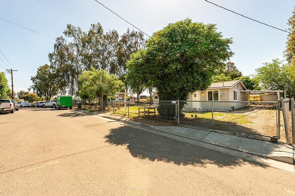 N Polk Avenue, Fresno, California image 26