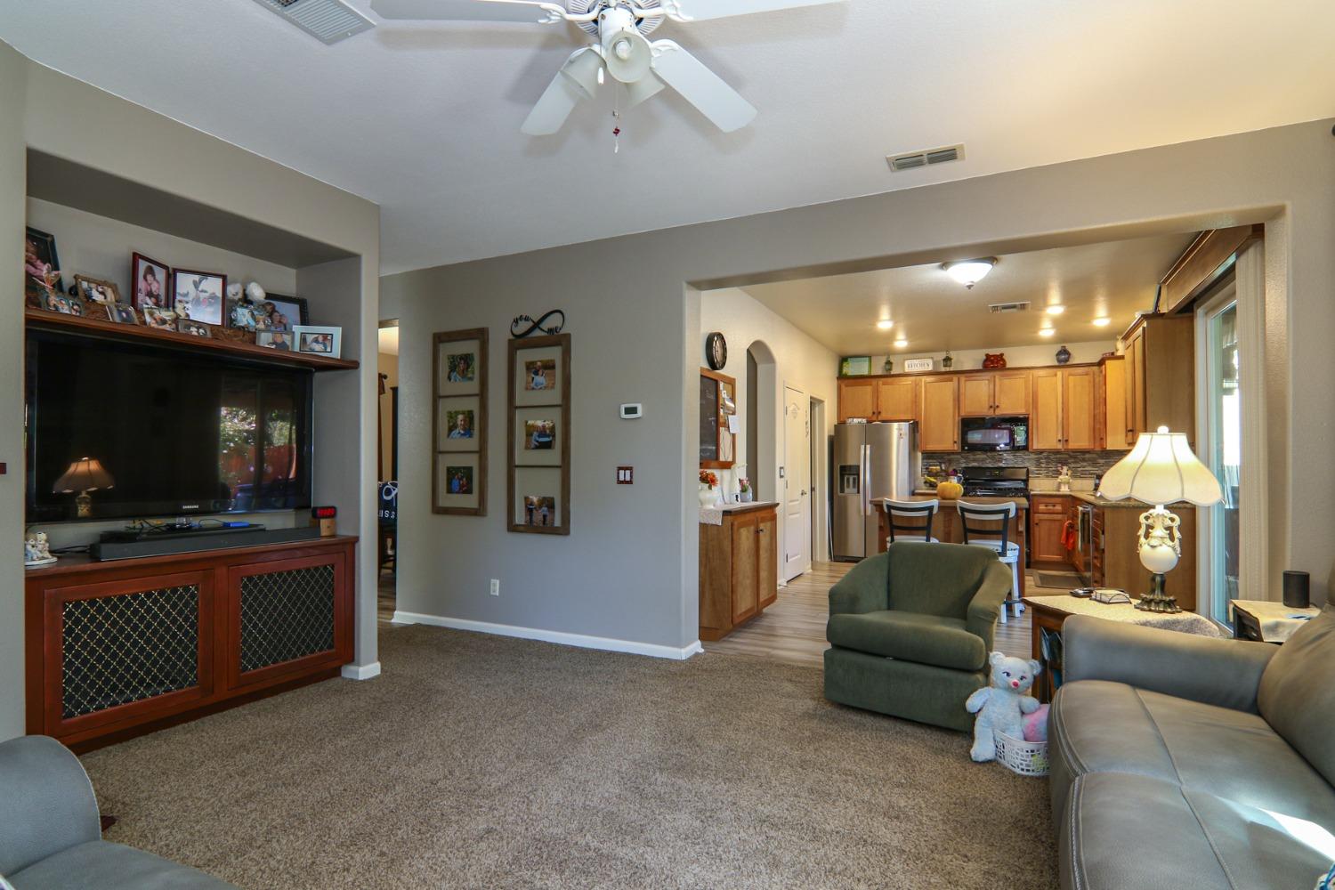 Detail Gallery Image 11 of 45 For 5727 Mineral Springs Ct, Marysville,  CA 95901 - 4 Beds | 2/1 Baths