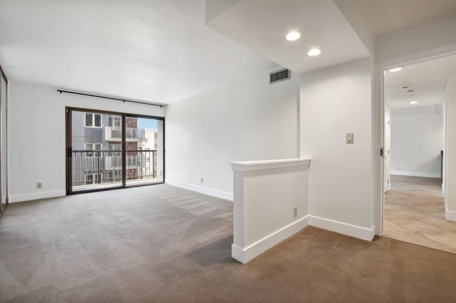 Detail Gallery Image 10 of 28 For 500 N St #708,  Sacramento,  CA 95814 - 2 Beds | 2 Baths