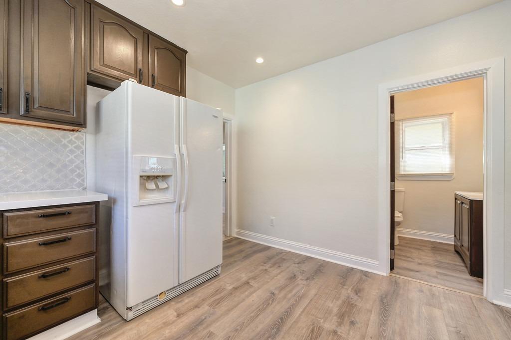 Detail Gallery Image 13 of 36 For 2084 Harrington Ave, Oakland,  CA 94601 - 2 Beds | 1 Baths