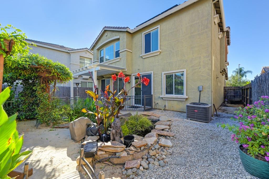 Borderlands Drive, Rancho Cordova, California image 35