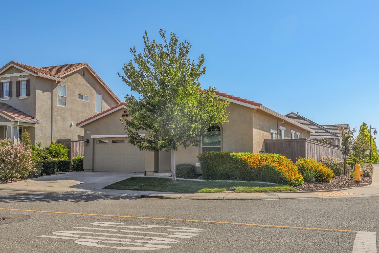 Detail Gallery Image 2 of 50 For 3140 Golden Trail St, Rocklin,  CA 95765 - 4 Beds | 3 Baths