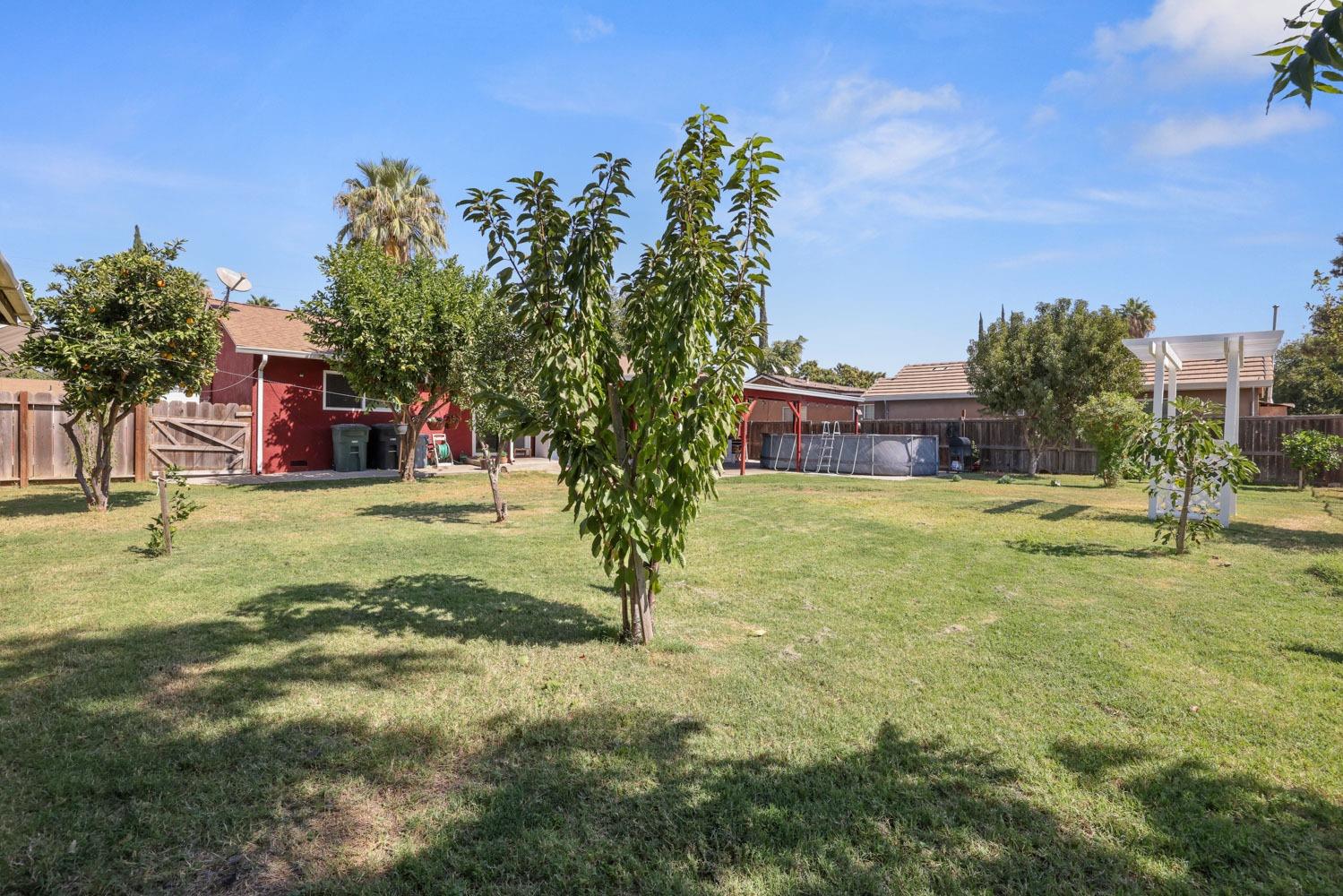 Detail Gallery Image 27 of 32 For 2108 Donald St, Modesto,  CA 95351 - 4 Beds | 3 Baths