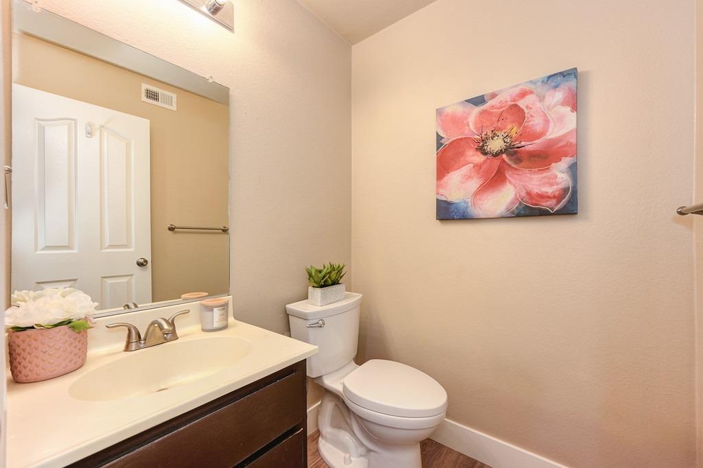 Detail Gallery Image 18 of 32 For 110 Pierpoint Cir, Folsom,  CA 95630 - 2 Beds | 2/1 Baths