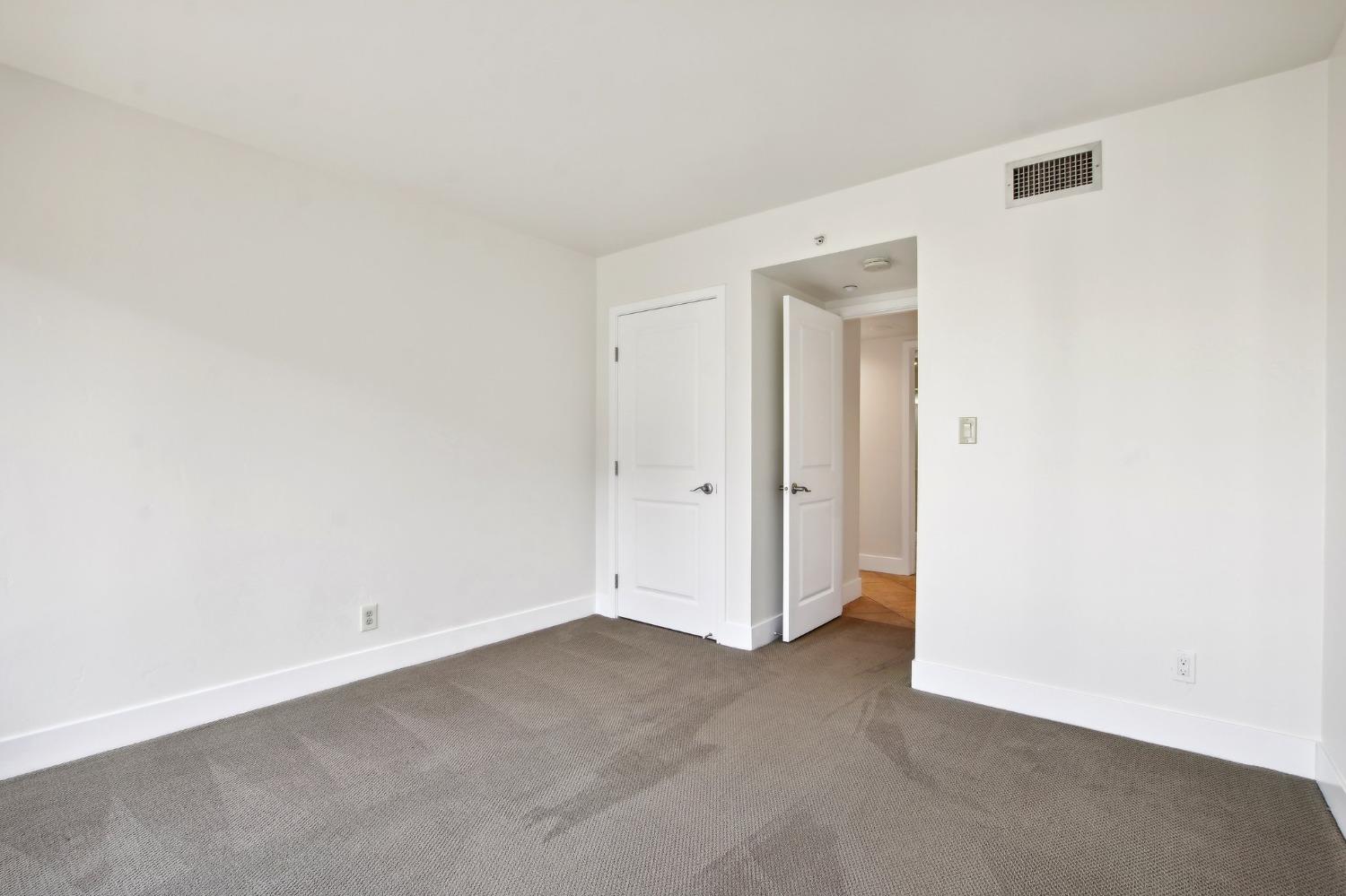 Detail Gallery Image 9 of 28 For 500 N St #708,  Sacramento,  CA 95814 - 2 Beds | 2 Baths