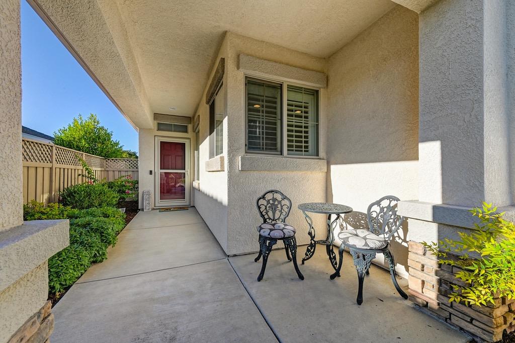 Detail Gallery Image 11 of 16 For 2712 Woodacre Ln, Lincoln,  CA 95648 - 2 Beds | 2 Baths