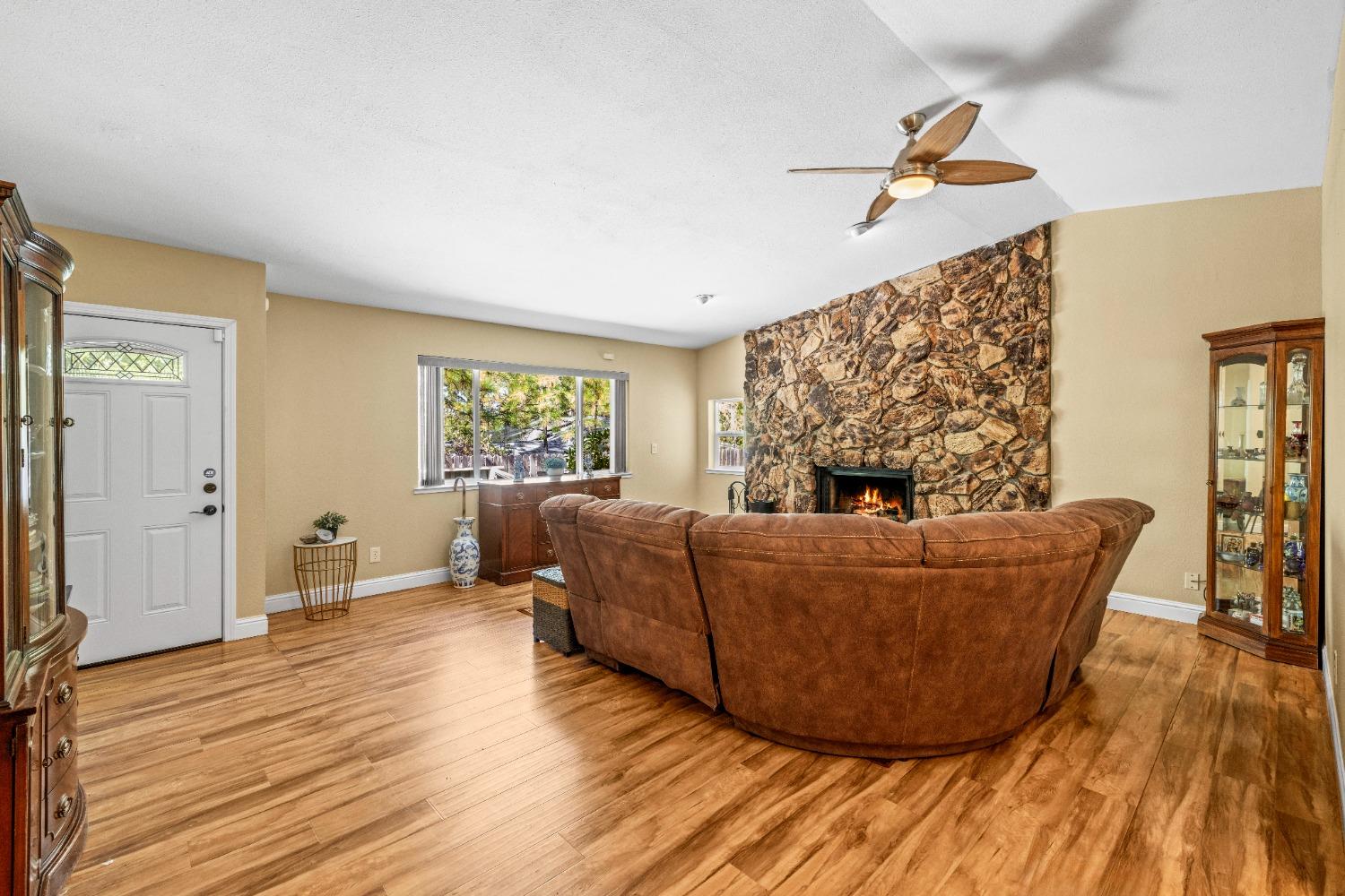 Detail Gallery Image 20 of 39 For 2914 Camino Heights Dr, Camino,  CA 95709 - 3 Beds | 2 Baths