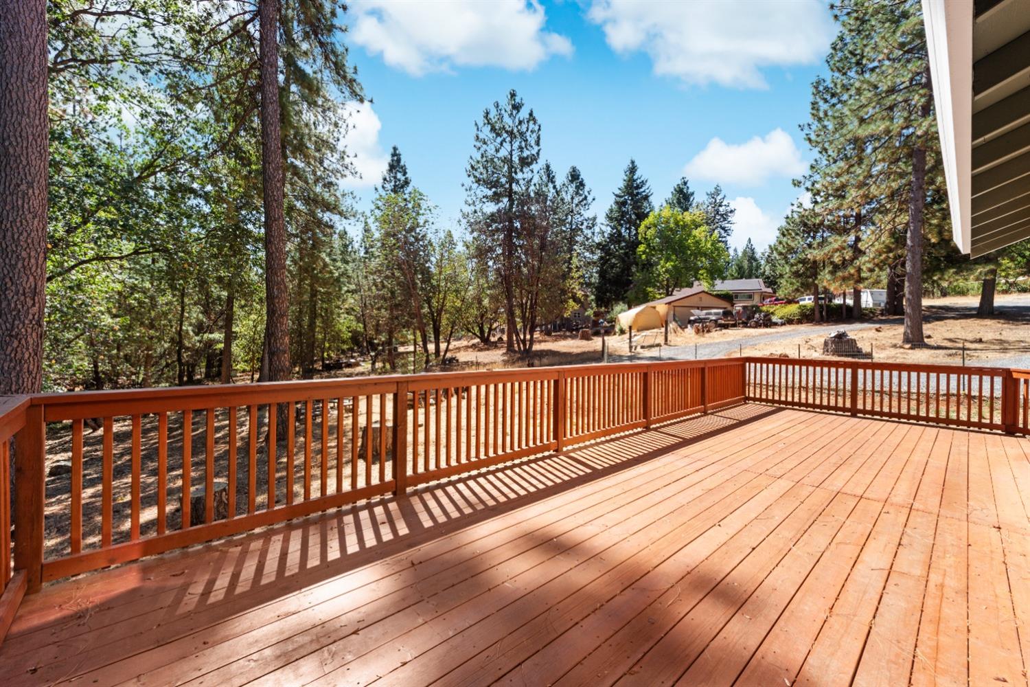 Detail Gallery Image 10 of 46 For 5995 Happy Pines Dr, Foresthill,  CA 95631 - 3 Beds | 2 Baths