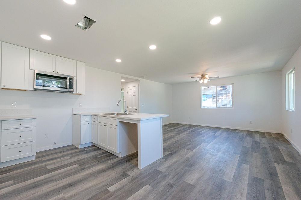 N Polk Avenue, Fresno, California image 6