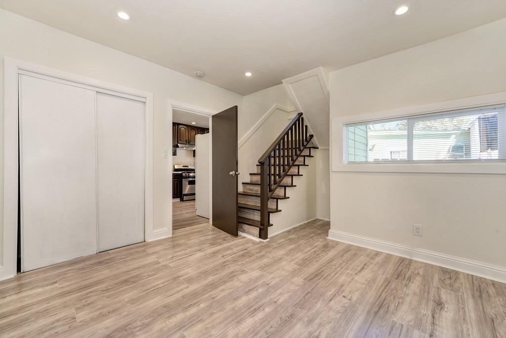 Detail Gallery Image 20 of 36 For 2084 Harrington Ave, Oakland,  CA 94601 - 2 Beds | 1 Baths