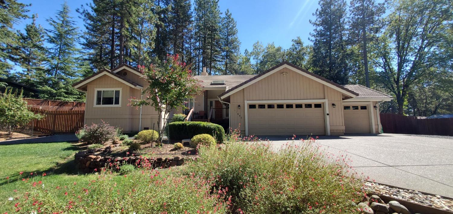 Detail Gallery Image 1 of 1 For 11647 Rainbow Rd, Grass Valley,  CA 95949 - 3 Beds | 2 Baths