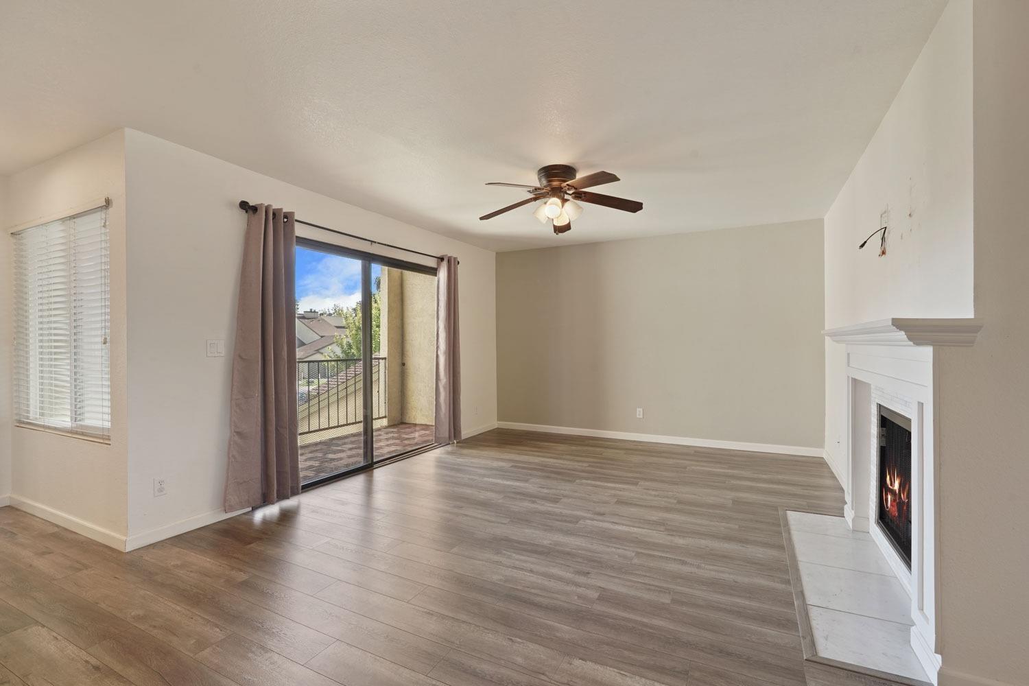 Detail Gallery Image 10 of 43 For 1611 Porter Way, Stockton,  CA 95207 - 2 Beds | 2 Baths