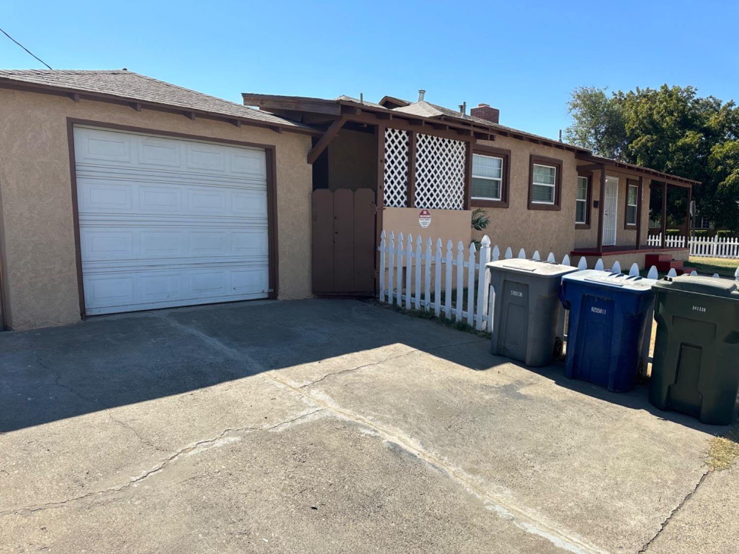 Detail Gallery Image 2 of 33 For 1000 Yosemite Pkwy, Merced,  CA 95341 - 4 Beds | 1 Baths