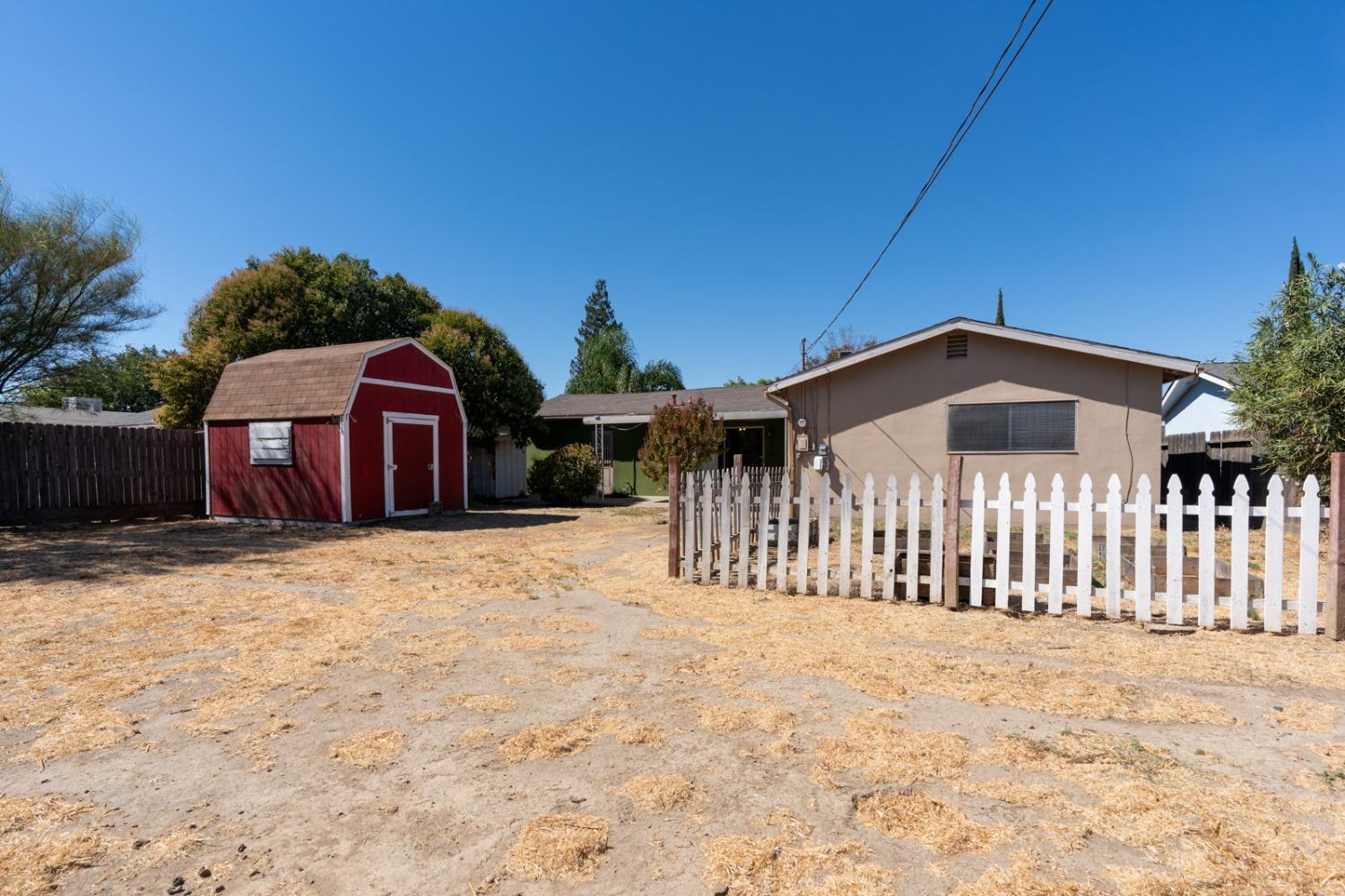 Detail Gallery Image 29 of 34 For 1512 Bay St, Los Banos,  CA 93635 - 3 Beds | 1/1 Baths