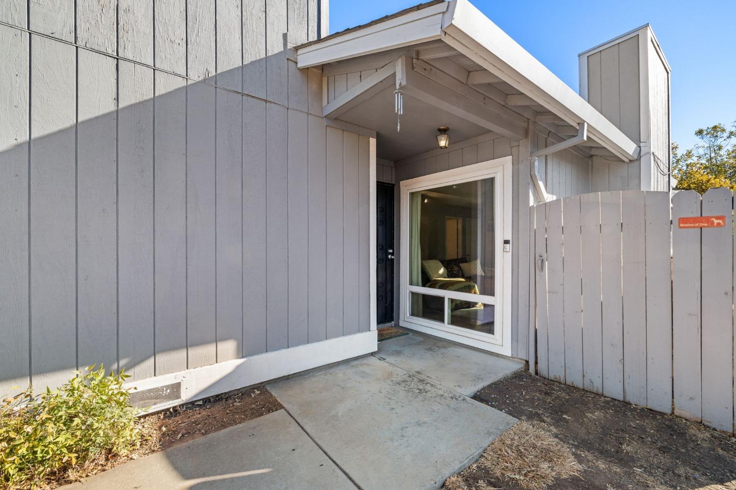 Detail Gallery Image 5 of 40 For 315 R St, Lincoln,  CA 95648 - 2 Beds | 2 Baths