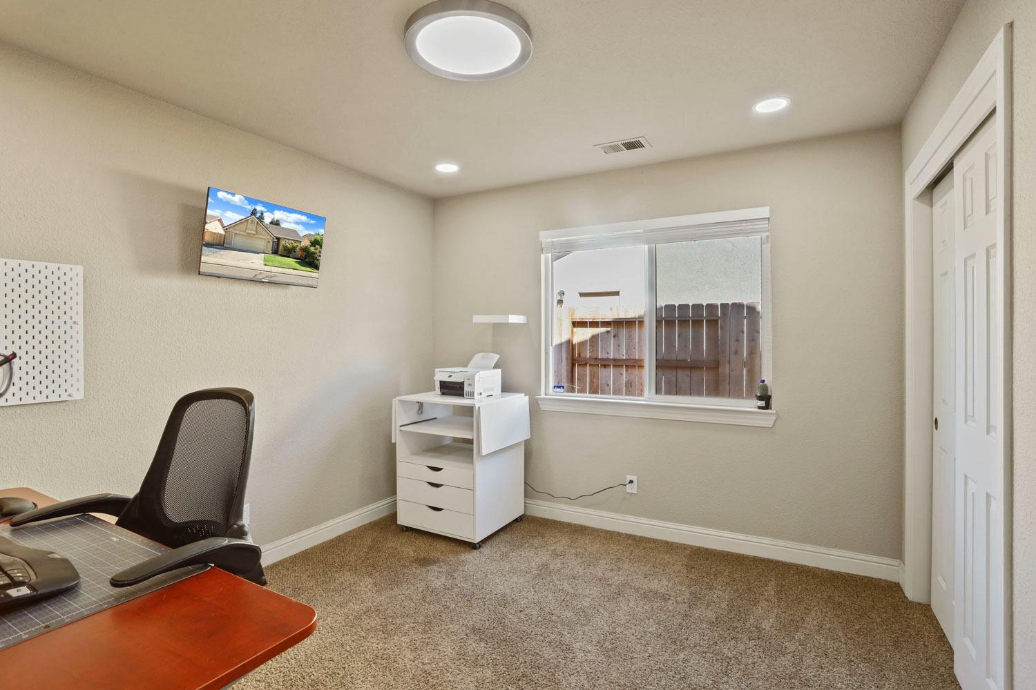 Detail Gallery Image 21 of 32 For 1818 Blackbird Pl, Lodi,  CA 95240 - 3 Beds | 2 Baths