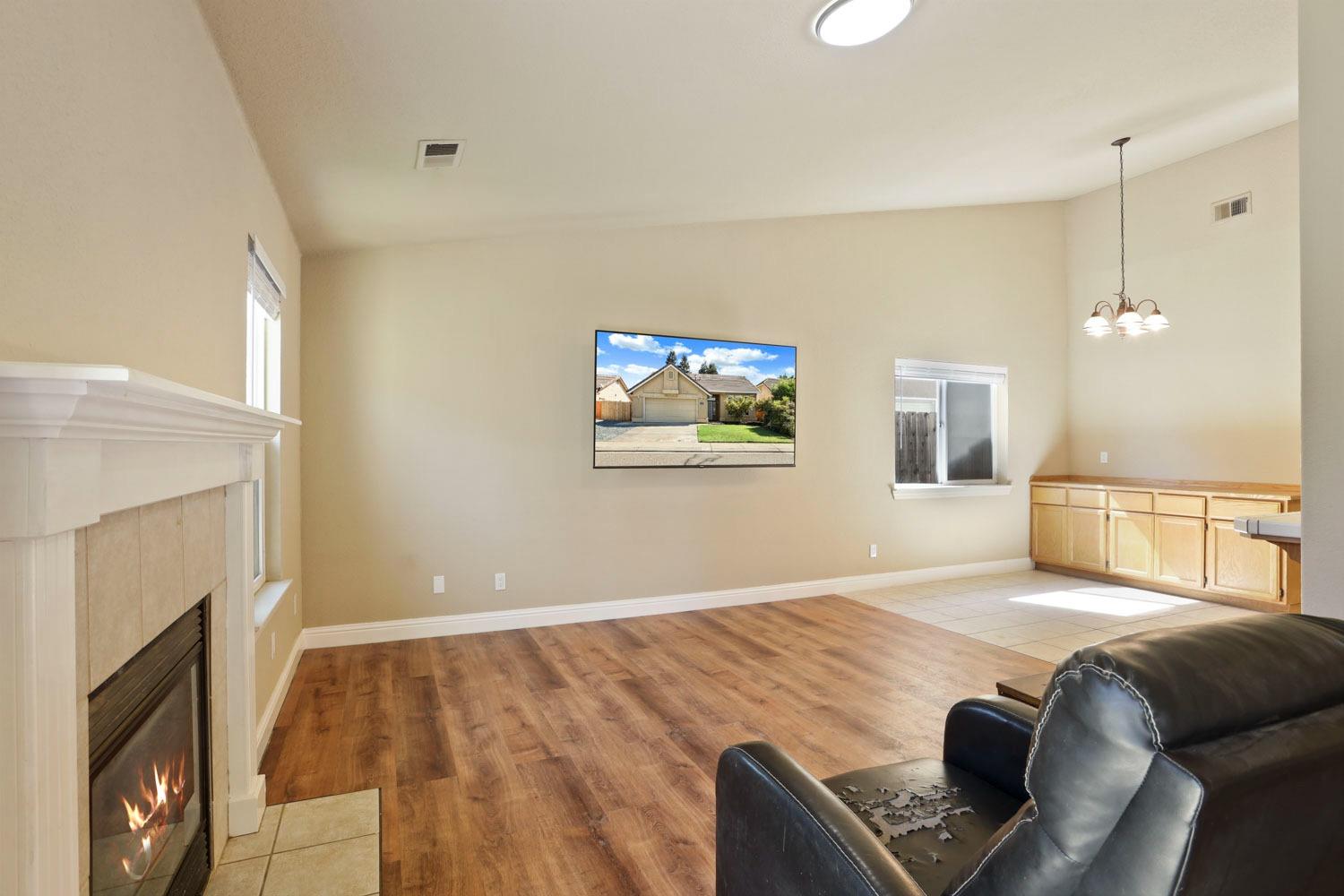 Detail Gallery Image 15 of 32 For 1818 Blackbird Pl, Lodi,  CA 95240 - 3 Beds | 2 Baths